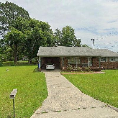 300 Pembroke Ave N, Ahoskie, NC 27910