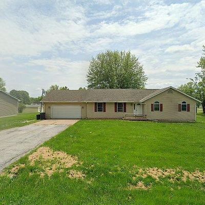 301 5 Th St, Matherville, IL 61263