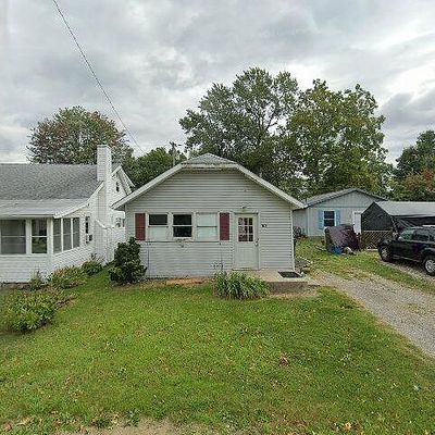 303 Cummings Rd, Vermilion, OH 44089