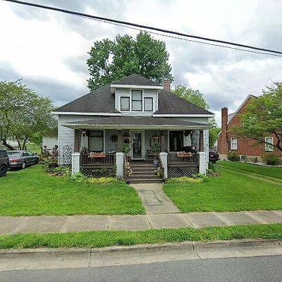 303 Gunn Ave, Vinton, VA 24179