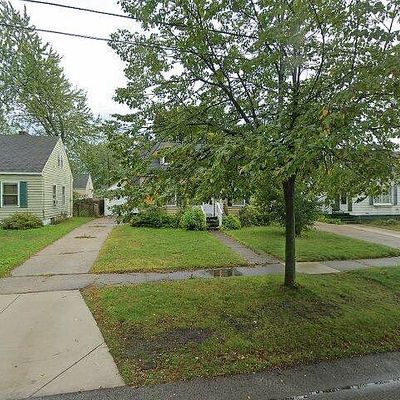 3038 Westland Rd, Muskegon, MI 49441