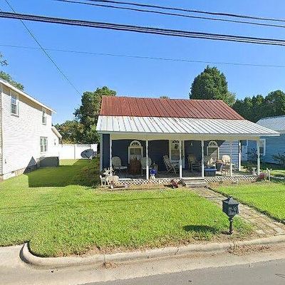 304 Carteret St, Bath, NC 27808