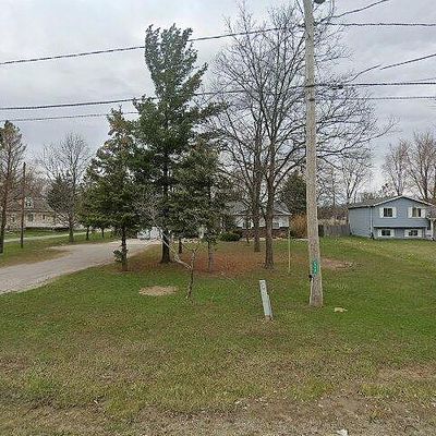 3040 W Farrand Rd, Clio, MI 48420