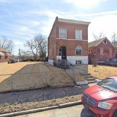 3042 Vine Grove Ave, Saint Louis, MO 63115