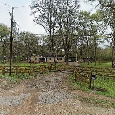 3046 River Bend Ln, Sealy, TX 77474