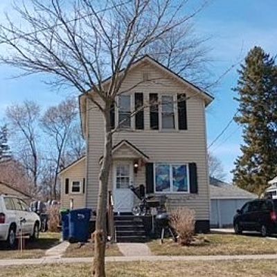 305 Bradley St, Bay City, MI 48706