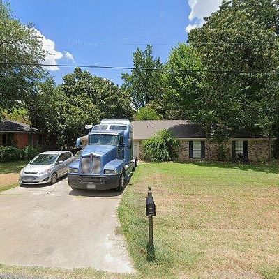 305 Englewood St, Longview, TX 75601