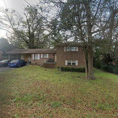 306 Shady Plaza Ct, Macon, GA 31211