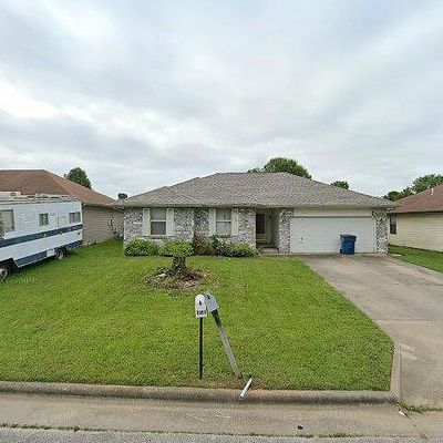3062 W Webster St, Springfield, MO 65802