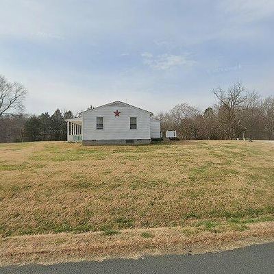 3061 Holiday Lake Rd, Appomattox, VA 24522