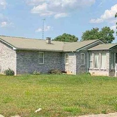 308 Robinson Blvd, Fredericktown, MO 63645