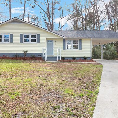 309 Woodhaven Dr, Jacksonville, NC 28540