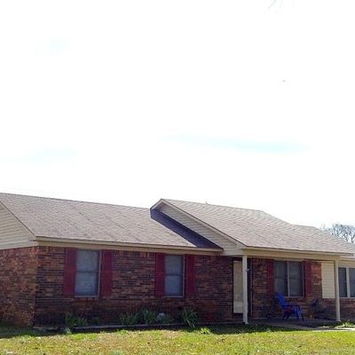 31 Cooper Ln, Rogersville, AL 35652