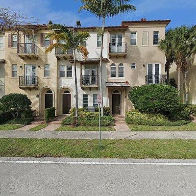 31 Via Floresta Dr, Boca Raton, FL 33487