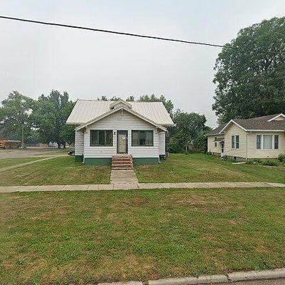 310 1 St St Se, Hartley, IA 51346