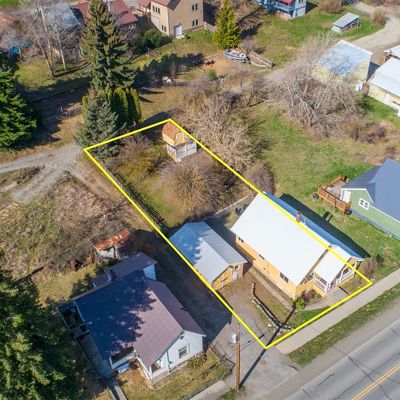 310 S 1 St St, Roslyn, WA 98941