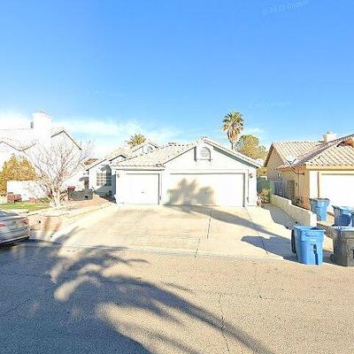 3110 Emeritus Cir, North Las Vegas, NV 89032