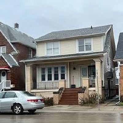 3114 Holbrook St, Hamtramck, MI 48212