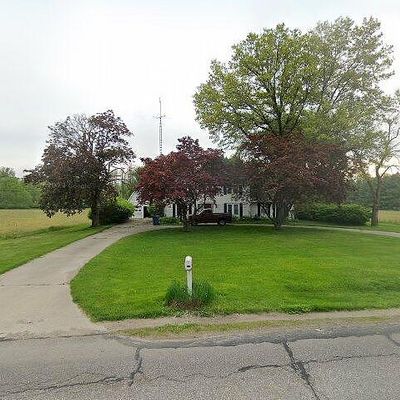 312 Bristol Ave, Middlebury, IN 46540