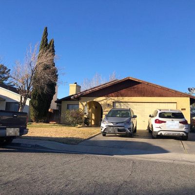 312 E Wilson Ave, Ridgecrest, CA 93555