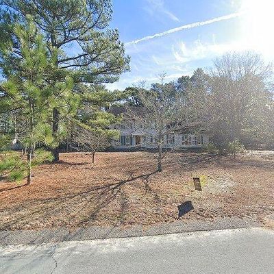 312 Edinboro Dr, Southern Pines, NC 28387