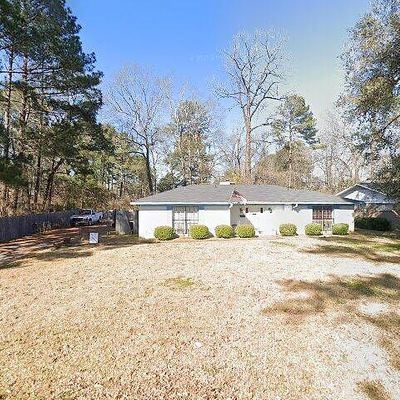 312 Lake Of Pines Dr, Jackson, MS 39206