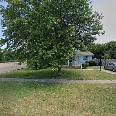 312 N Chestnut St, Mcpherson, KS 67460