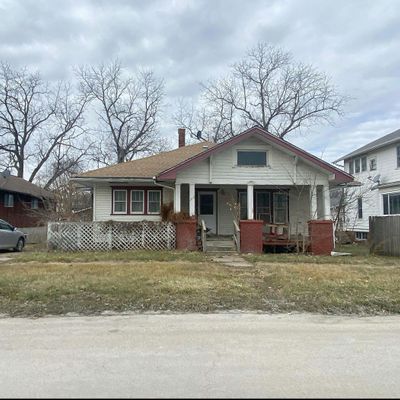 312 N Oak St, Creston, IA 50801