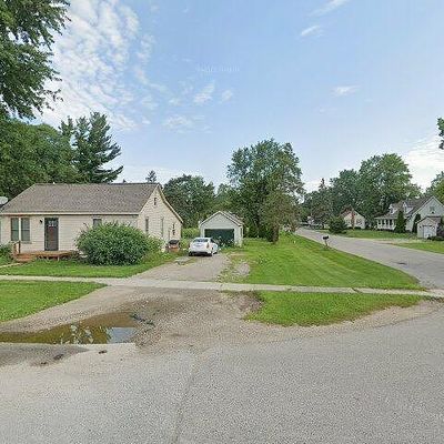 315 E Meier Ave, Capac, MI 48014