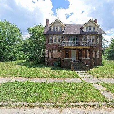 315 Tuxedo St, Highland Park, MI 48203