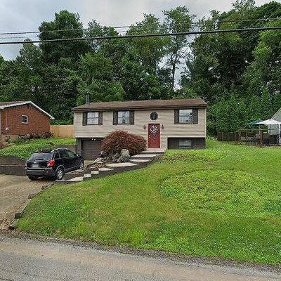 3152 Vermont Dr, New Kensington, PA 15068