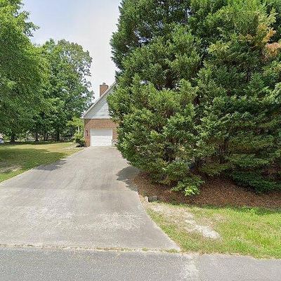 316 Ridgeway Ln, Lexington, NC 27295