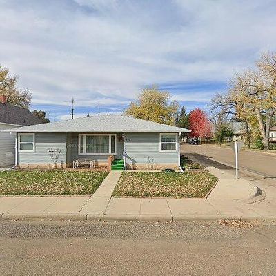 318 E St N, Richardton, ND 58652