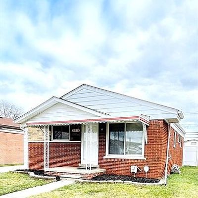 31804 Saint Margaret St, Saint Clair Shores, MI 48082