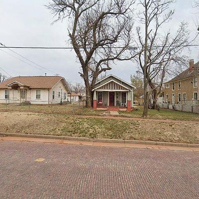 320 S Broad St, Guthrie, OK 73044