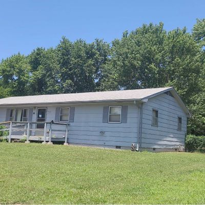 321 W Cofield St, Aurora, MO 65605