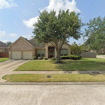 3216 Layton Place Dr, Pearland, TX 77581