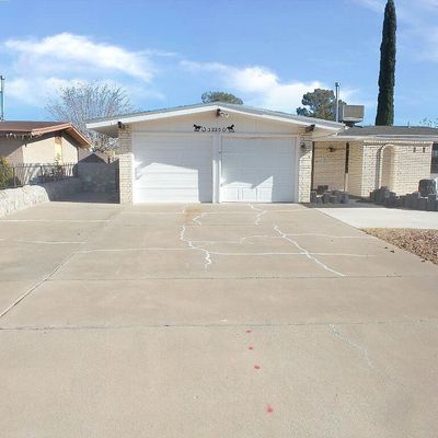 3220 Voss Dr, El Paso, TX 79936