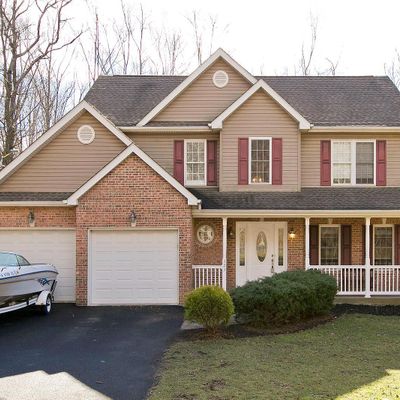 323 Laurel Dr, Cross Junction, VA 22625