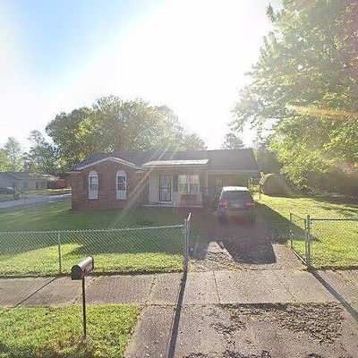 3272 Harvester Ln E, Memphis, TN 38127