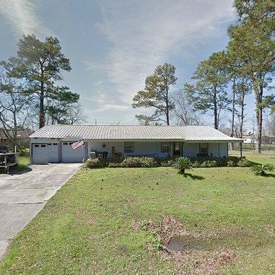 3273 Martha Dr, Orange, TX 77632