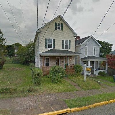 328 Murtland St, Springdale, PA 15144