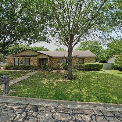 329 Texas Ave, Hewitt, TX 76643