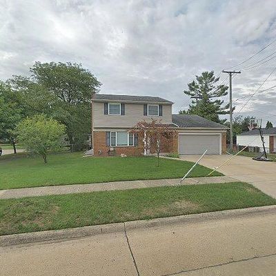 33353 Kentucky St, Livonia, MI 48150