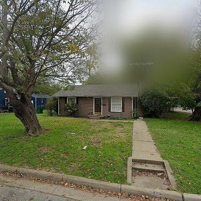 3341 Sunday St, Haltom City, TX 76117