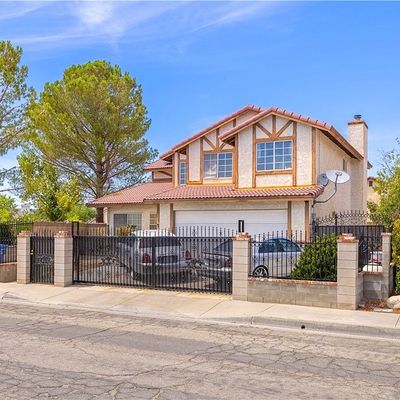 3365 W Avenue J4, Lancaster, CA 93536