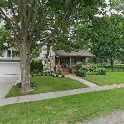 33702 Oakland St, Farmington, MI 48335