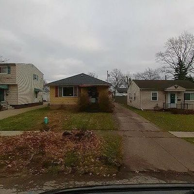 339 Olive St, Elyria, OH 44035