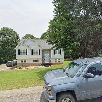 34 Chatham Ct, Jefferson, GA 30549