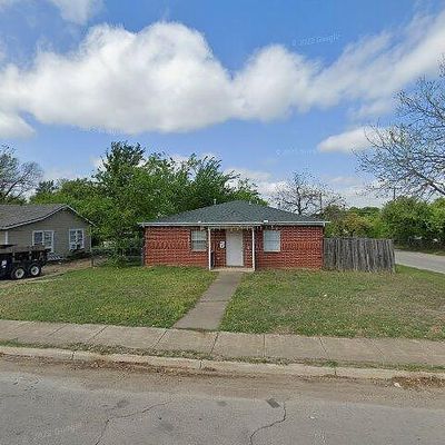 2700 Yeager St, Fort Worth, TX 76112